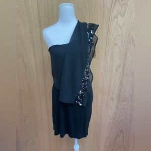 Off should asymmetric party dress.